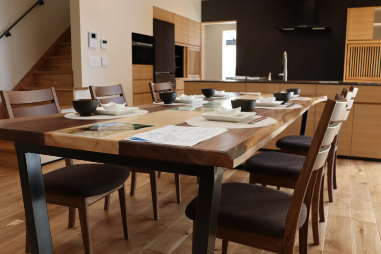 Table004-02